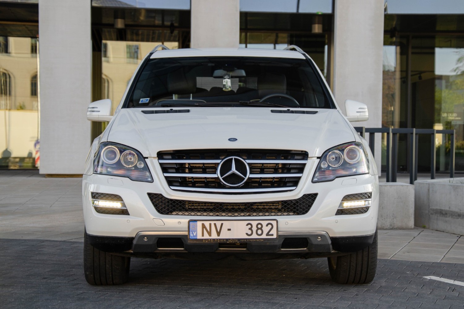 Mercedes-Benz ML350