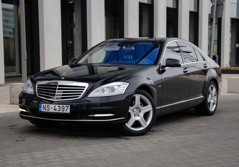 Mercedes Benz S350