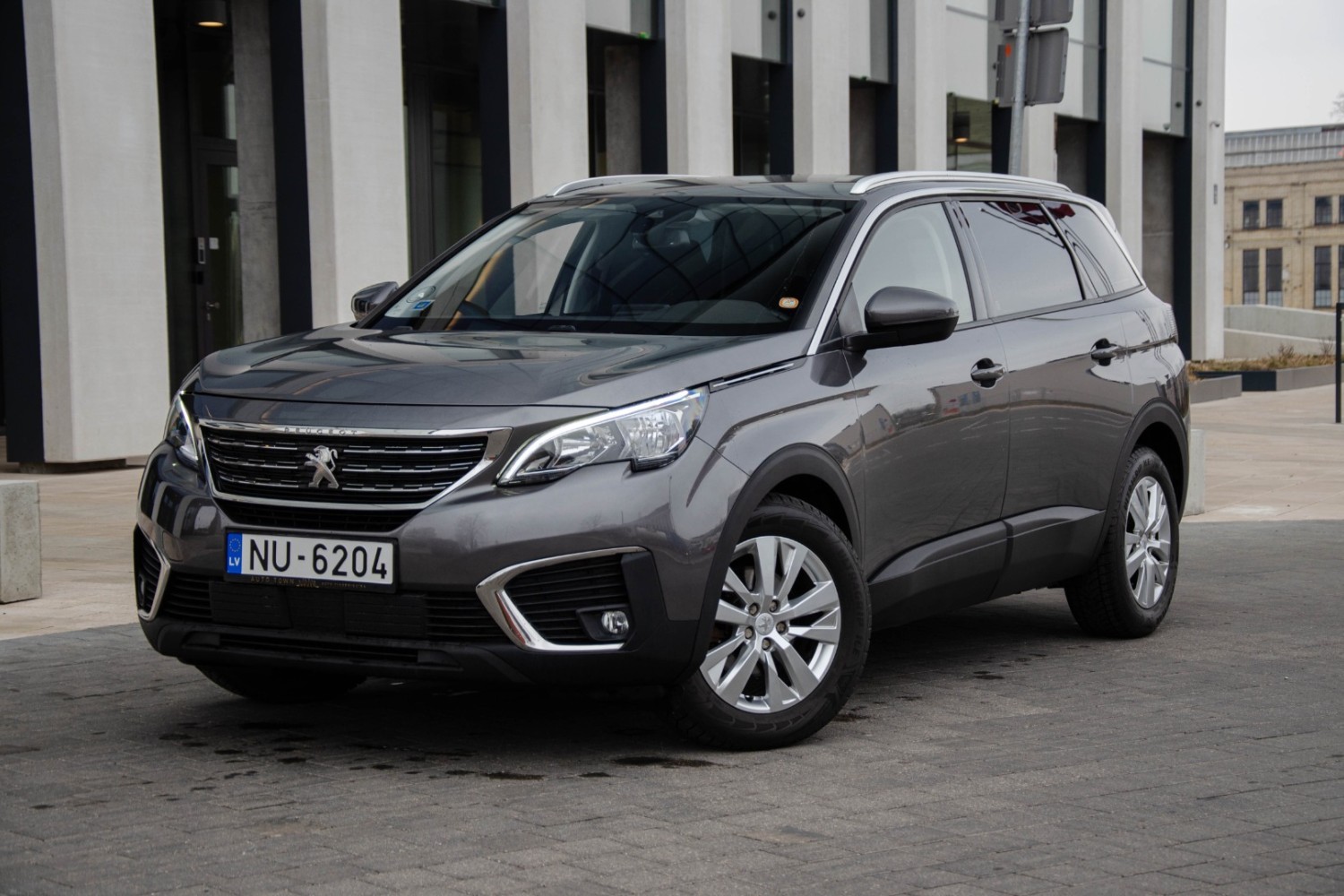 Peugeot 5008