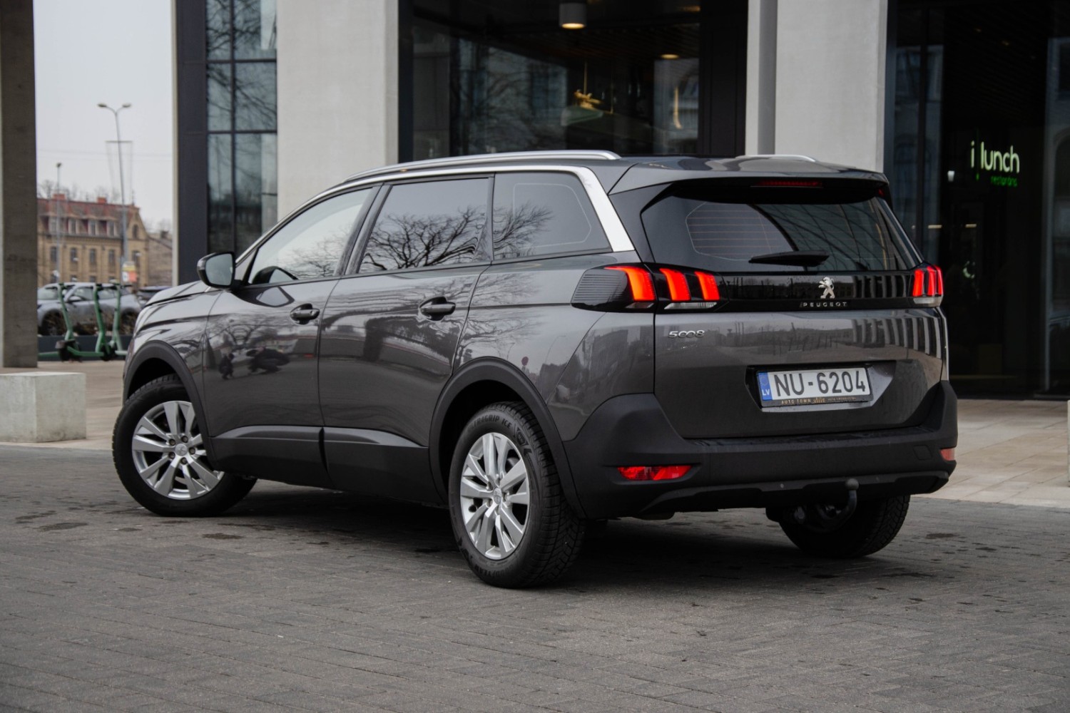 Peugeot 5008