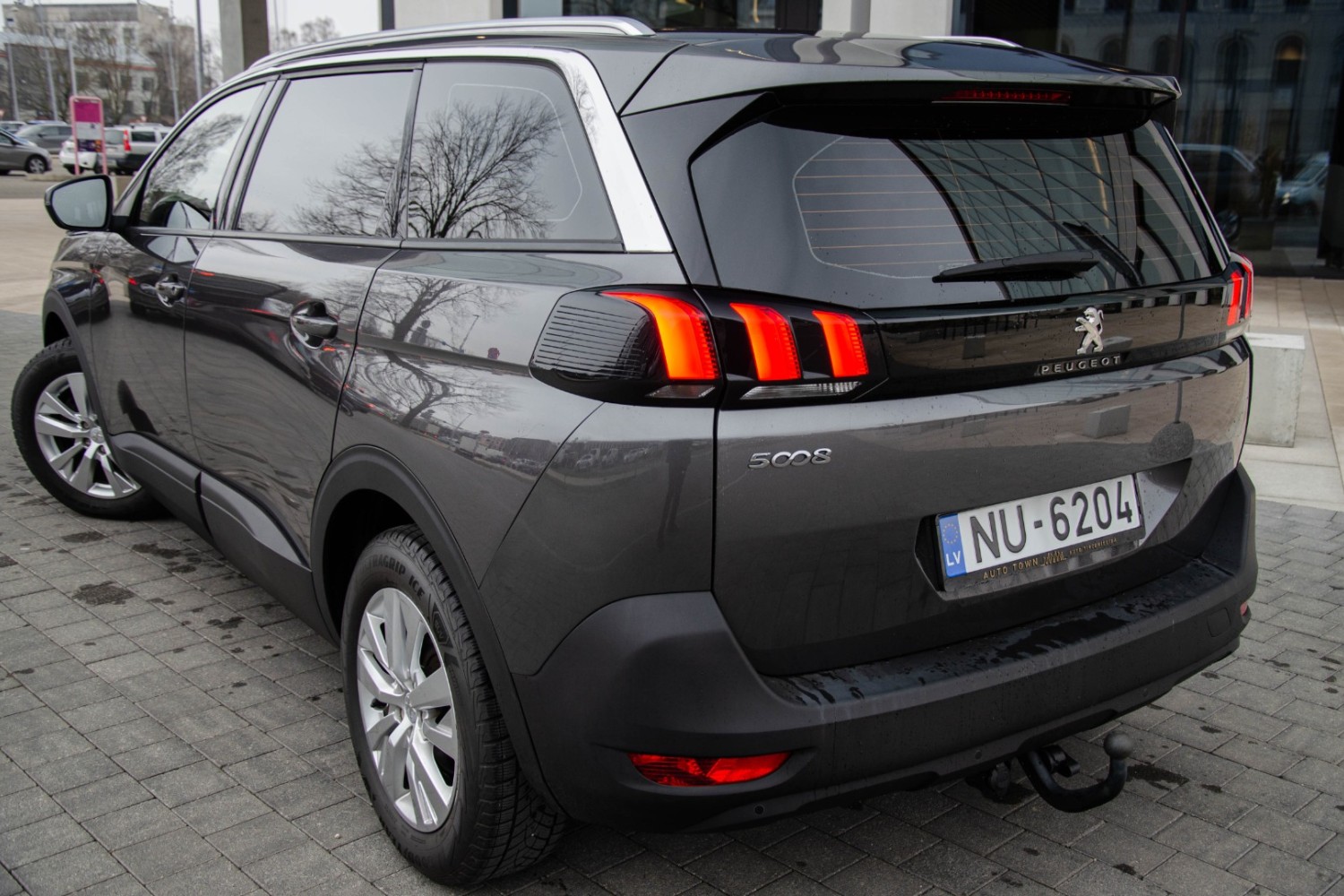 Peugeot 5008