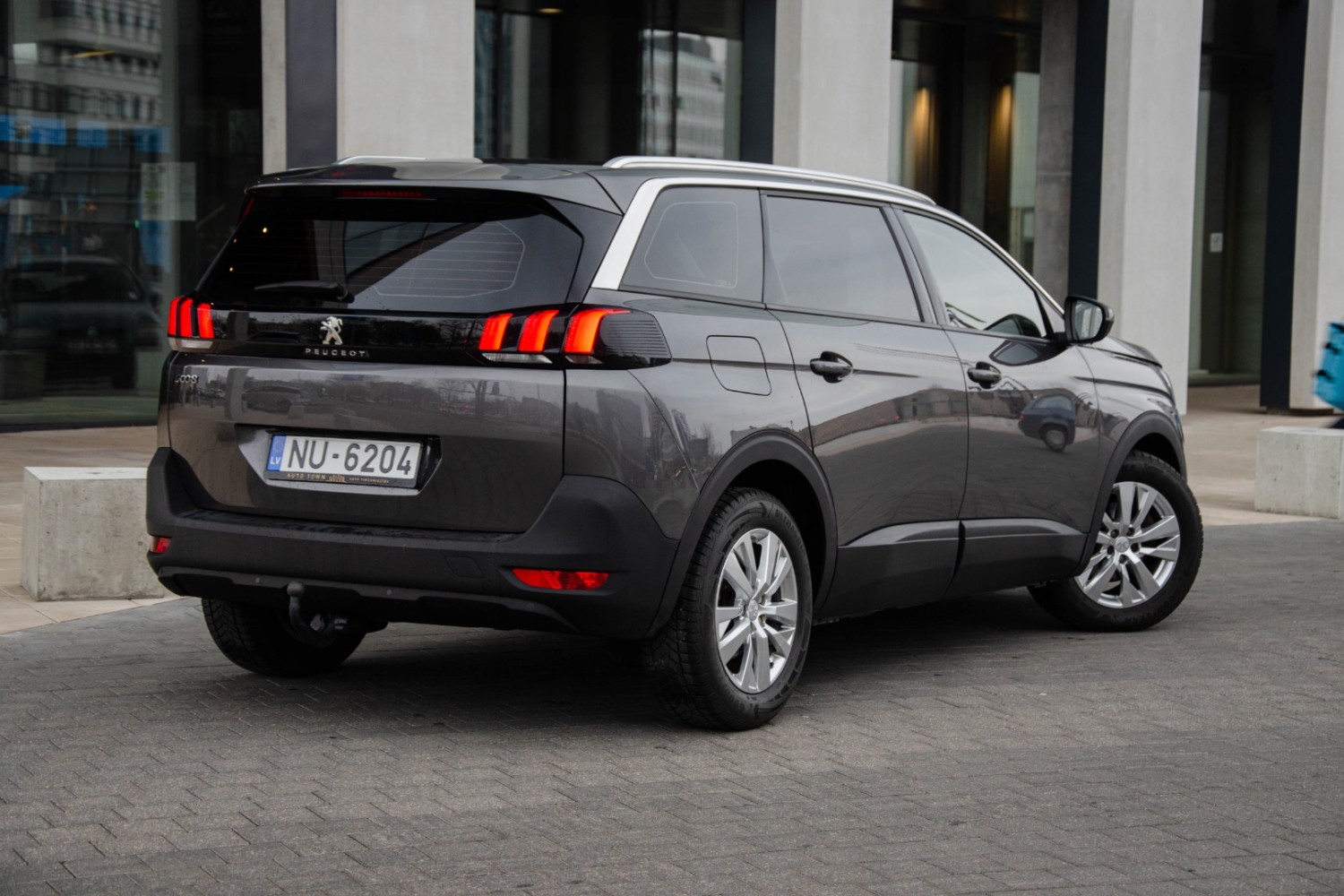 Peugeot 5008