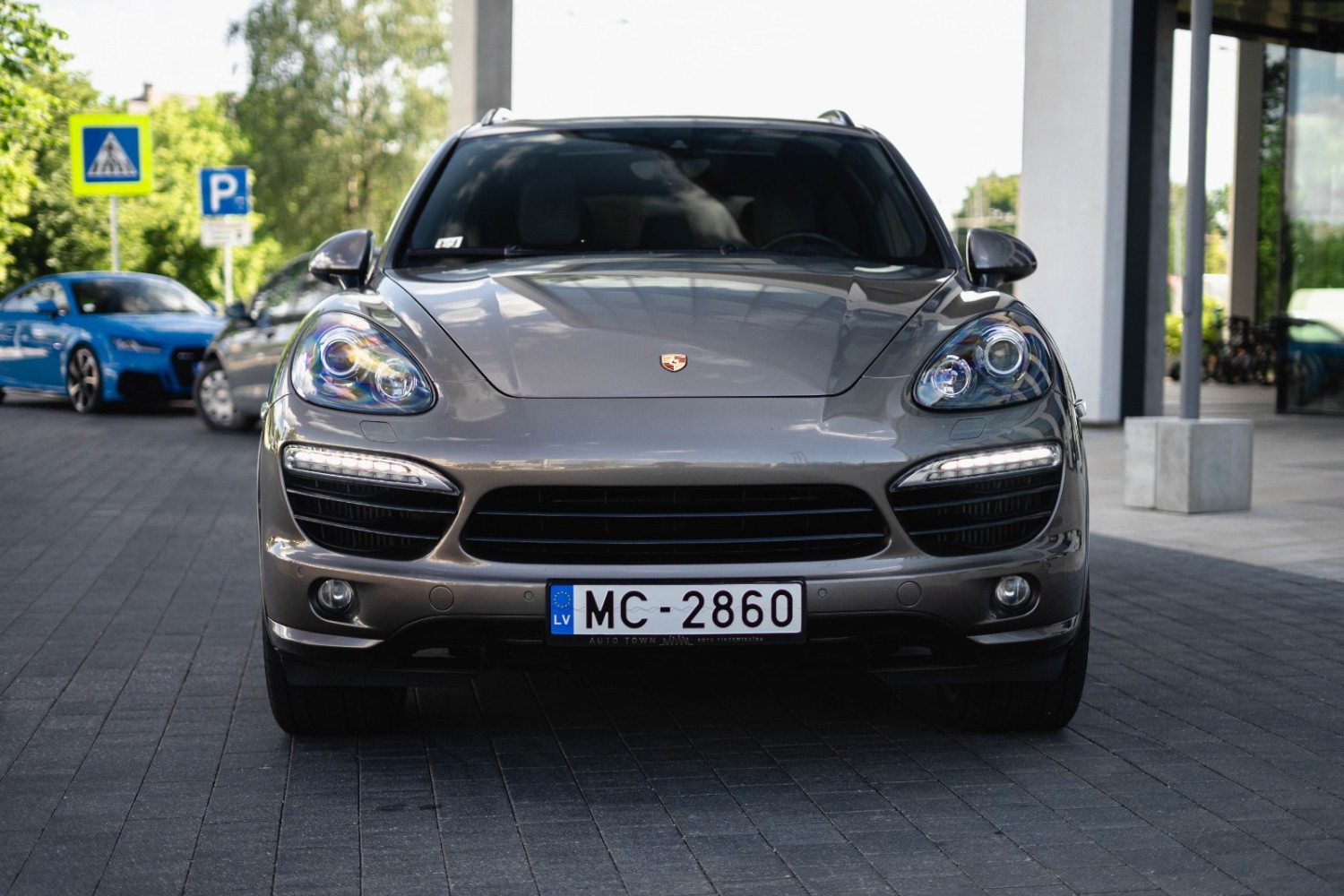 Porsche Cayenne S GTS Package