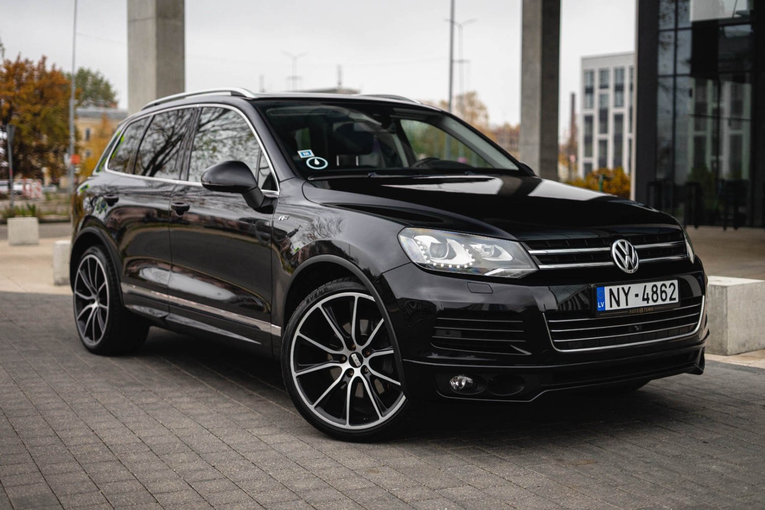 VW Touareg R-line 