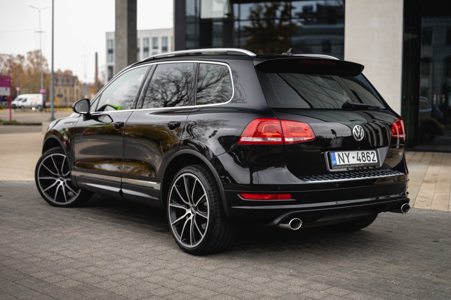 VW Touareg R-line 