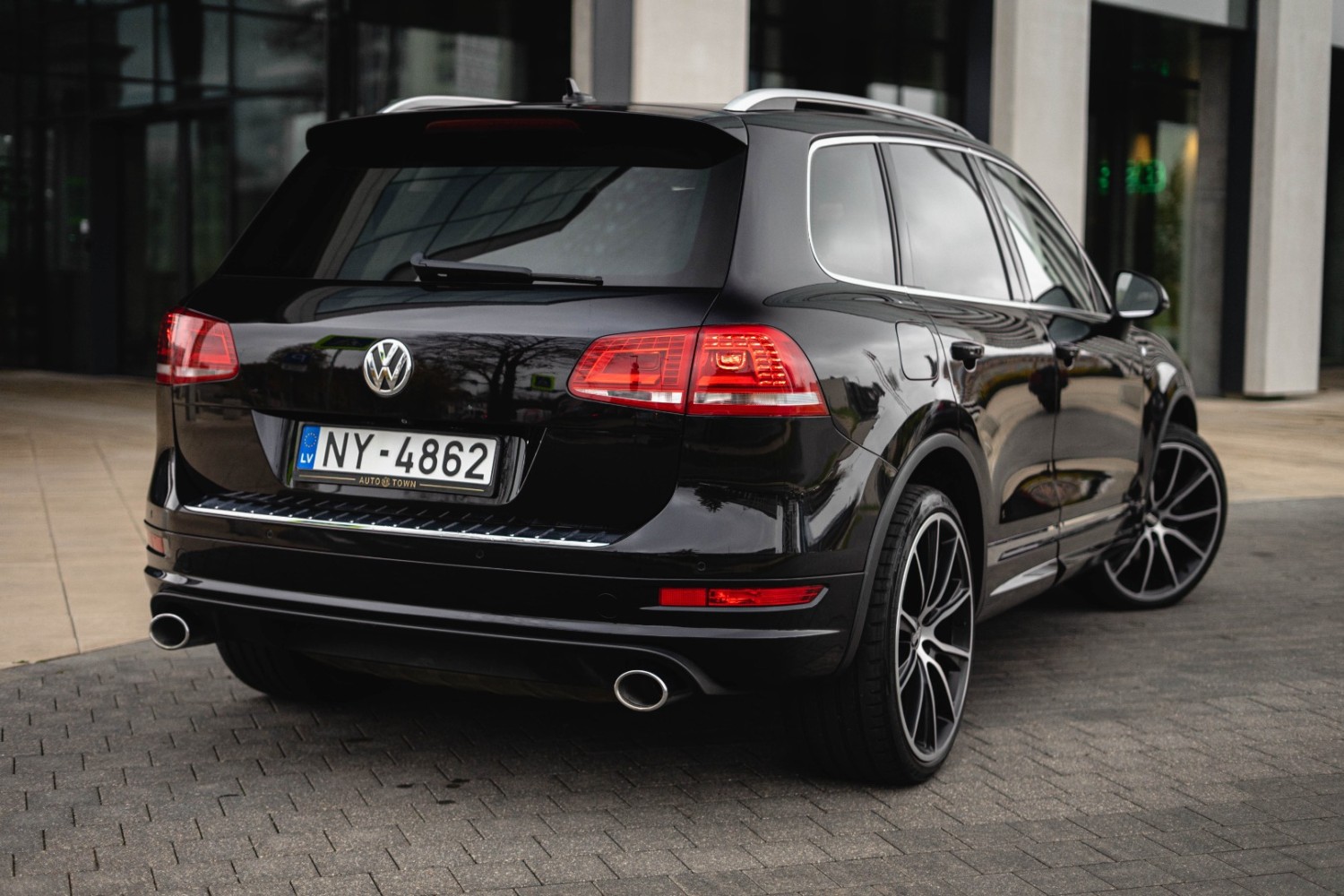 VW Touareg R-line 