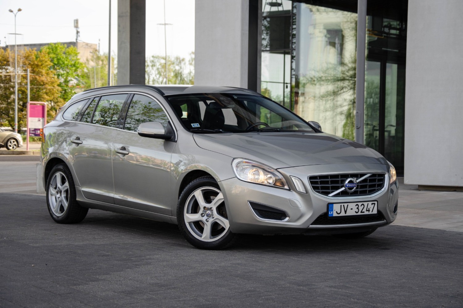 Volvo V60