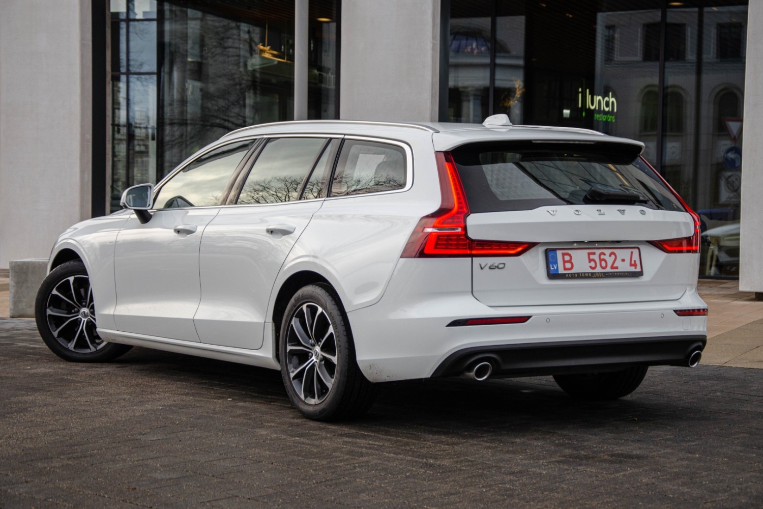 Volvo V60